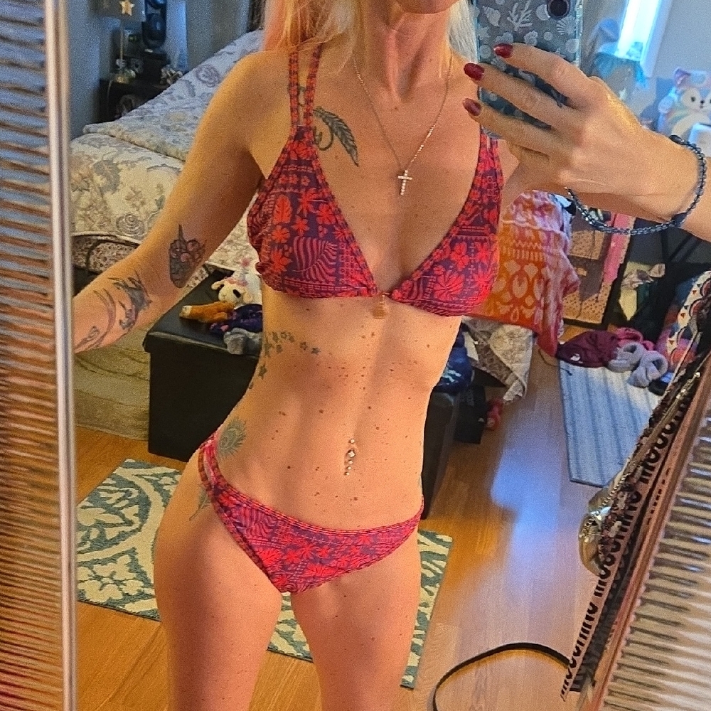 Women's Red Floral Bikini Set